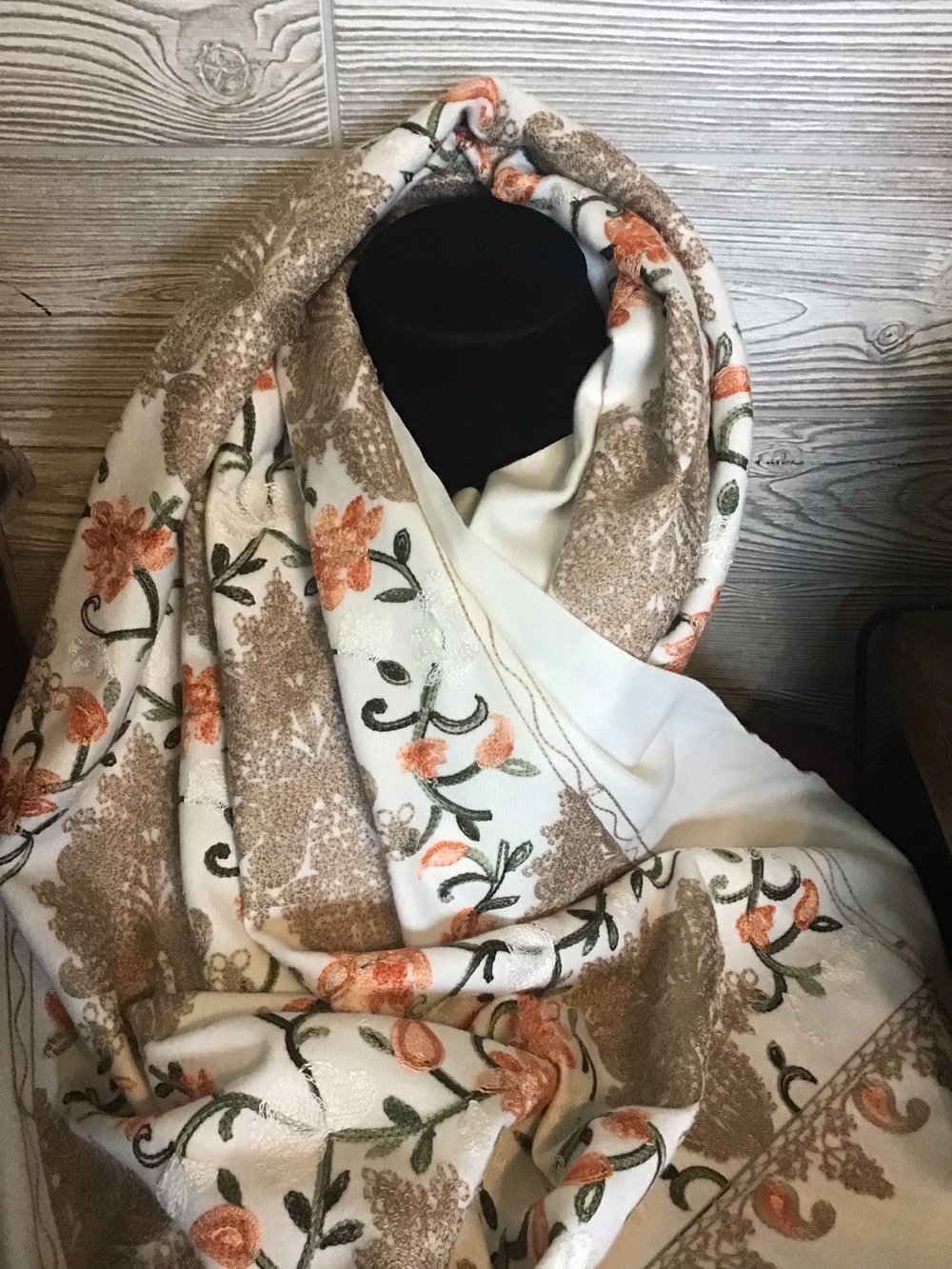 Cashmere Wool Scarf/Shawl. Pashmina style